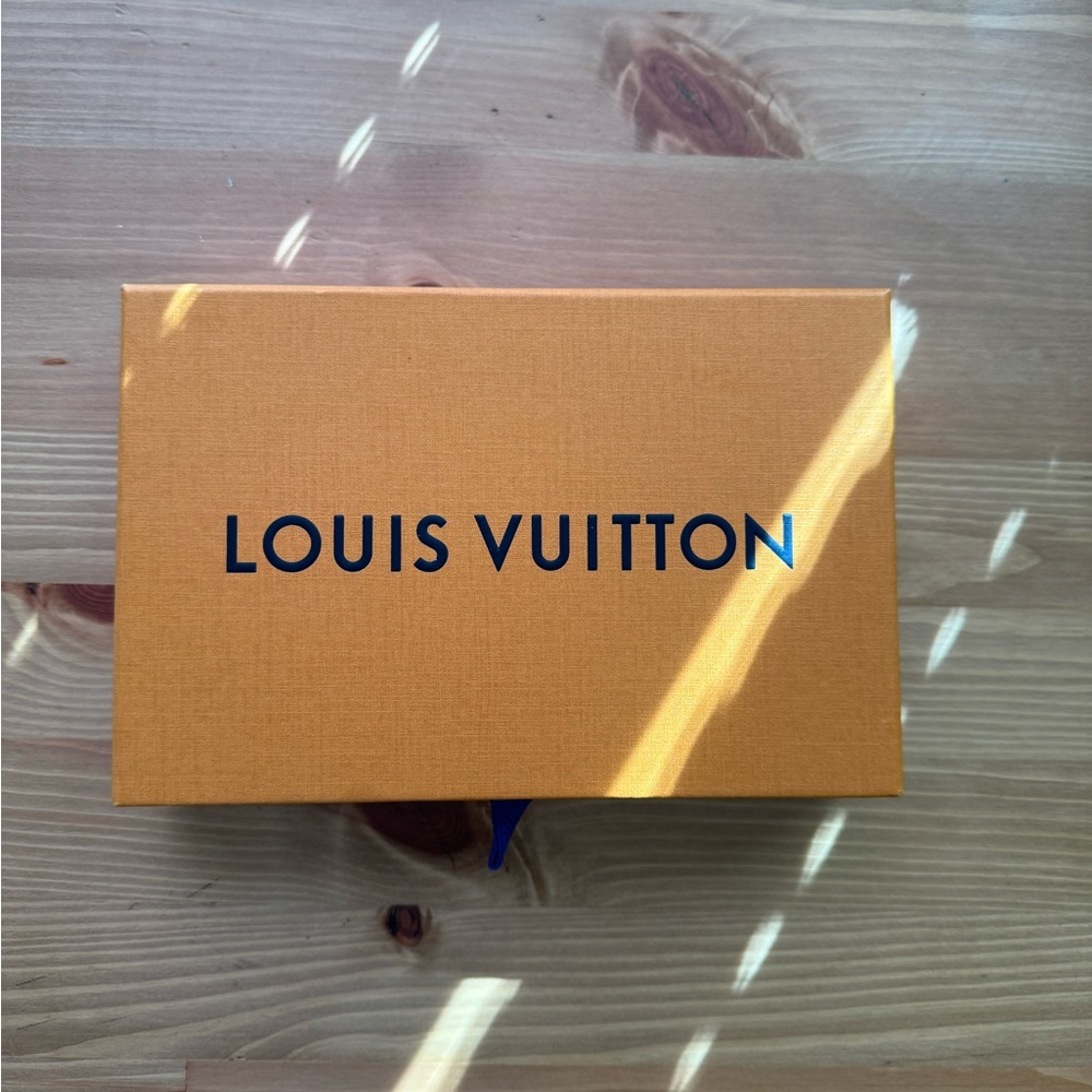 Louis Vuitton wallet box